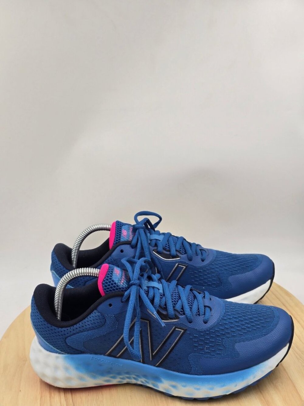 New Balance Fresh Foam EVOZ men's running shoes sz 8.5